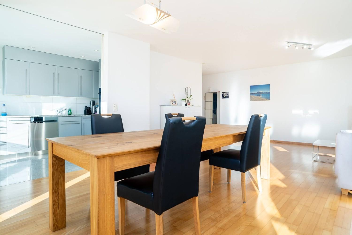 Vk - R - Zuerich Airport - Luxury - Home Stay - Raetschengaessli - Kloten Dış mekan fotoğraf