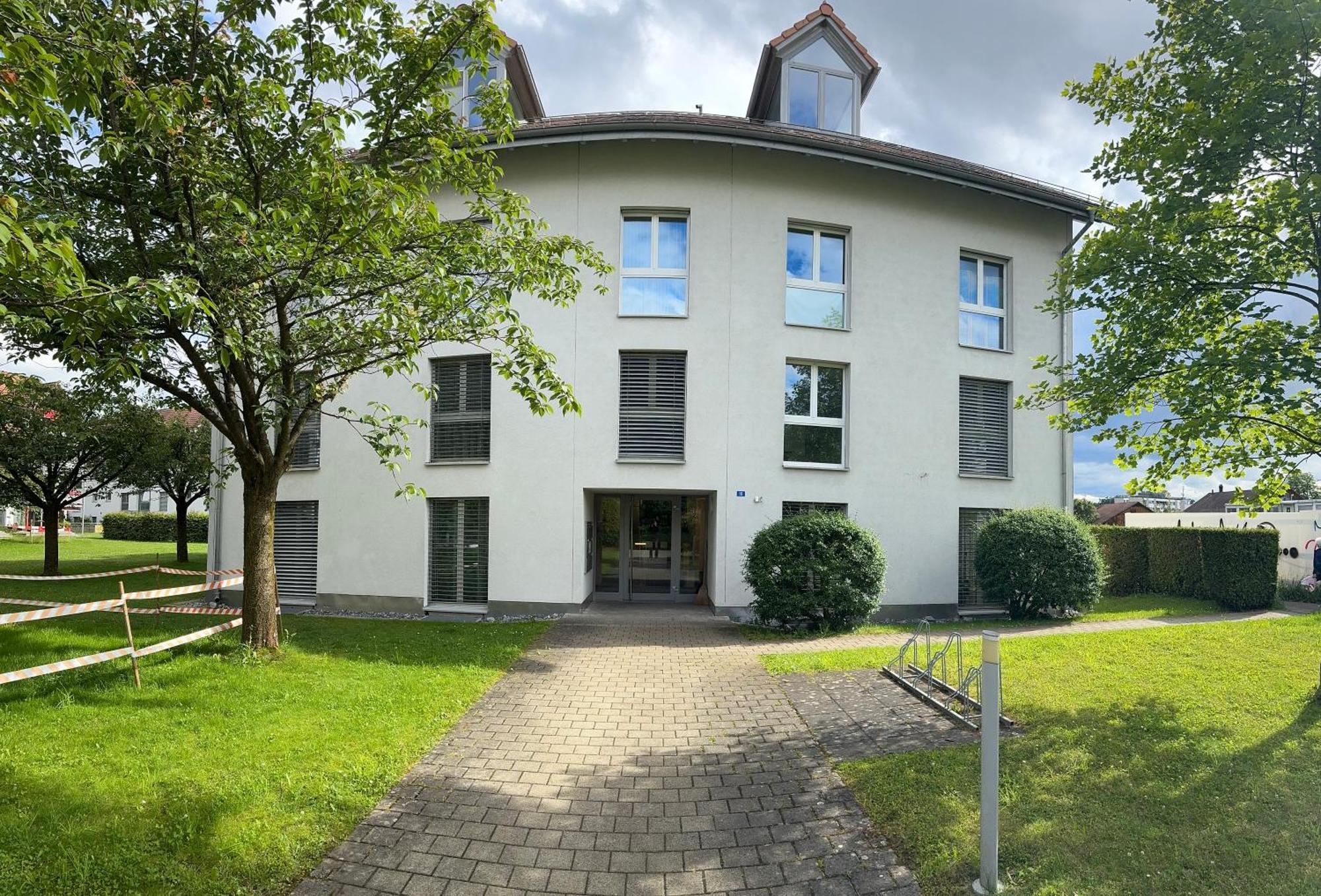 Vk - R - Zuerich Airport - Luxury - Home Stay - Raetschengaessli - Kloten Dış mekan fotoğraf